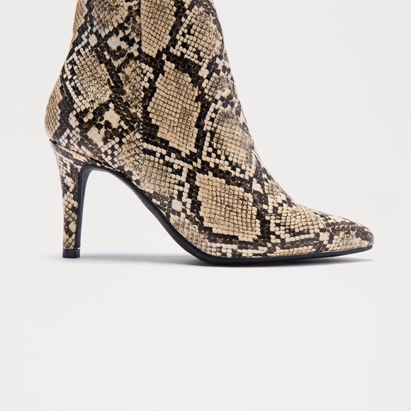Fashion Nova Shoes - Fashion Nova Snakeskin Heeled Boots